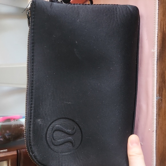 lululemon athletica Handbags - Lululemon Makeup Bag